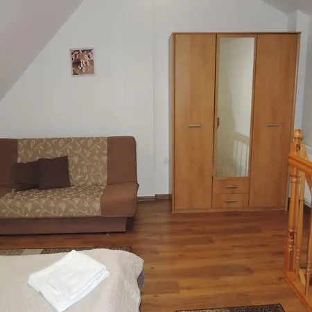 بيت للعطل With Bbq & Garden *