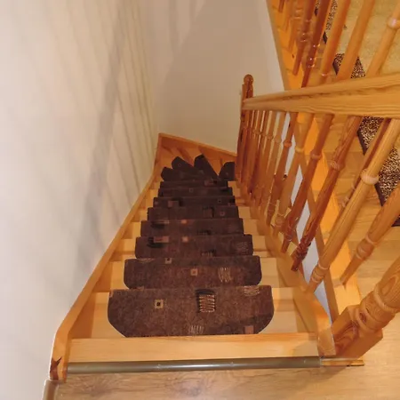 بيت للعطل With Bbq & Garden *