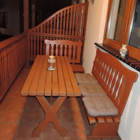 With Bbq & Garden بيت للعطل *